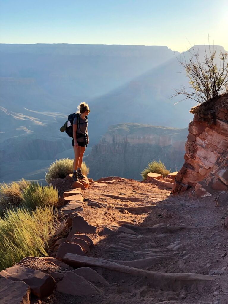 Hiking grand canyon USA single